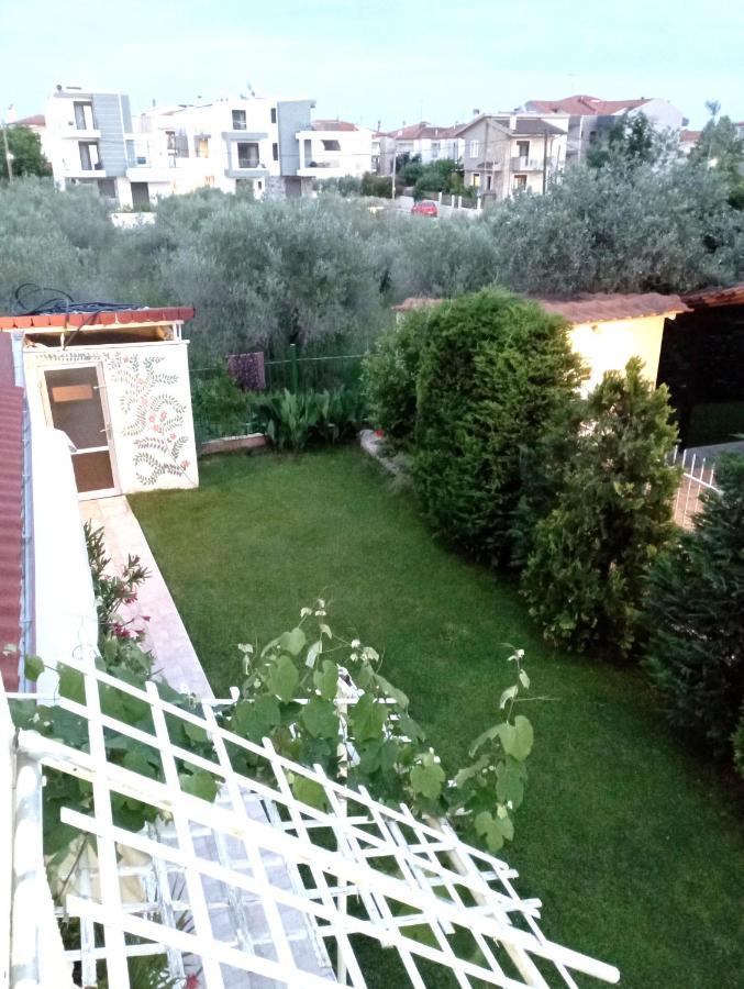 Райский Уголок نيا موذانيا المظهر الخارجي الصورة